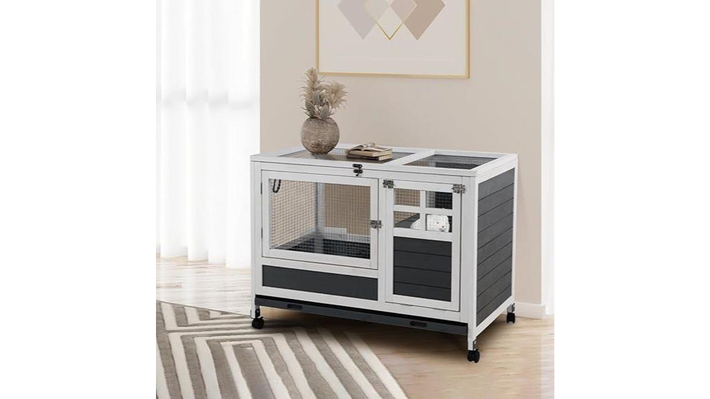 mobile small animal hutch